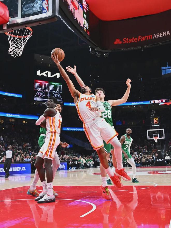 湖人交易文森特换肯纳德 西部排名悬念待揭晓