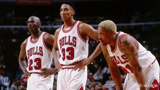 名嘴怀特公布历史前十后卫排名 争议焦点引热议